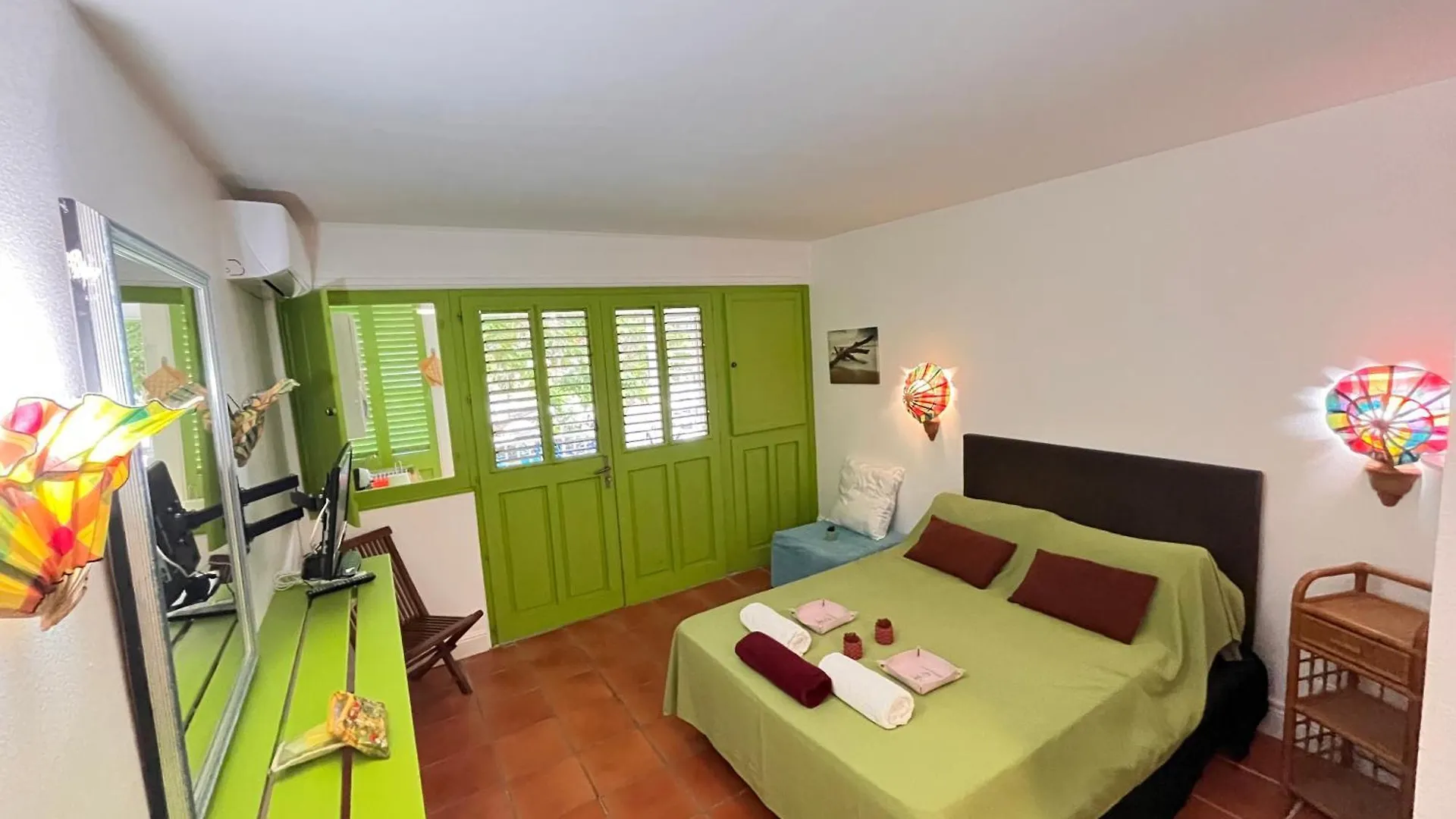 Apartment Frangipanier Mer Et Piscine Saint-Francois